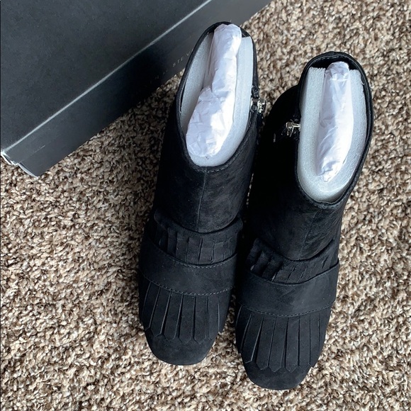 BNIB Steve Madden || Shooter Kiltie Suede Booties - Picture 3 of 8